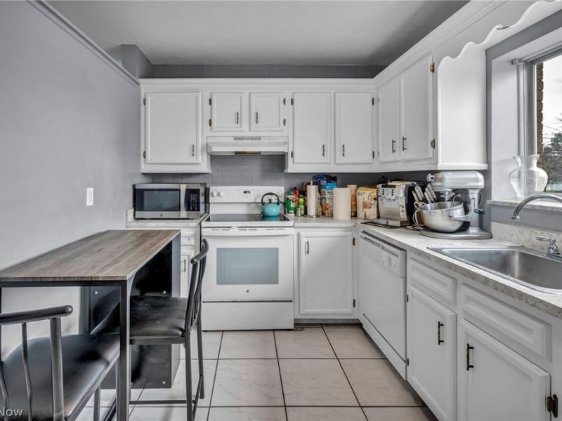 5200 Royalton Road, Unit 9B, North Royalton, OH 44133 Photo 12