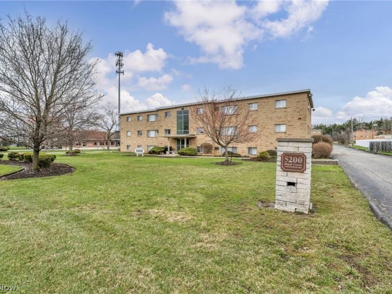 5200 Royalton Road, Unit 9B, North Royalton, OH 44133 Photo 2