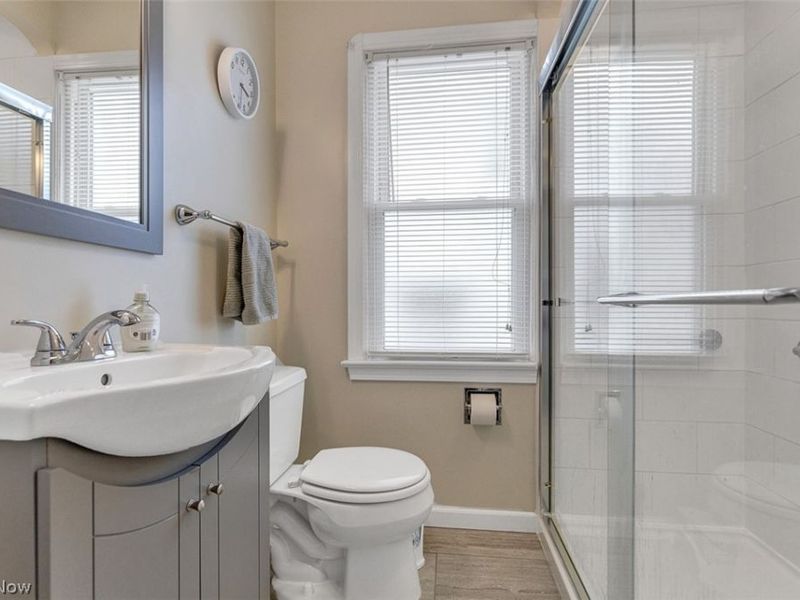 4221 Oak Park , Cleveland, OH 44109 Photo 11