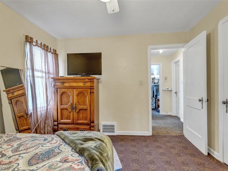 4221 Oak Park , Cleveland, OH 44109 Photo 16