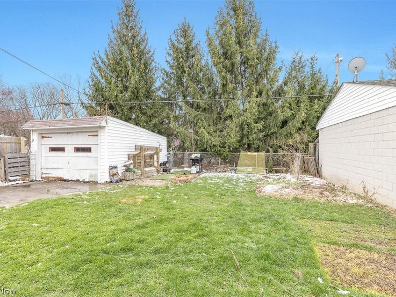 4221 Oak Park , Cleveland, OH 44109 Photo 24