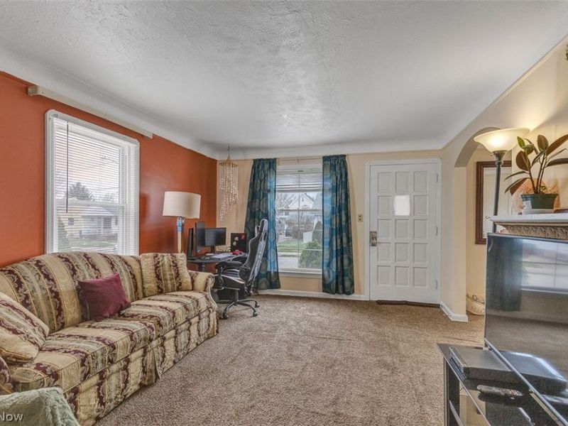 4221 Oak Park , Cleveland, OH 44109 Photo 9