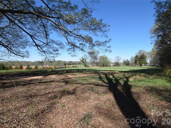 4017 Cowboy Lane, Charlotte, NC 28216