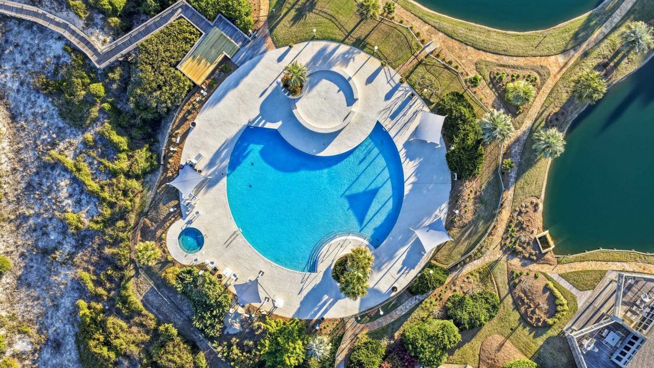 110 Breakers Reef Dr. Photo 5