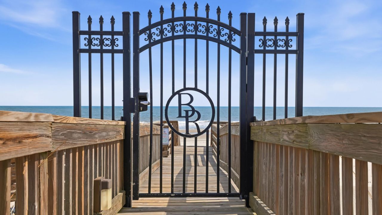 110 Breakers Reef Dr. Photo 58