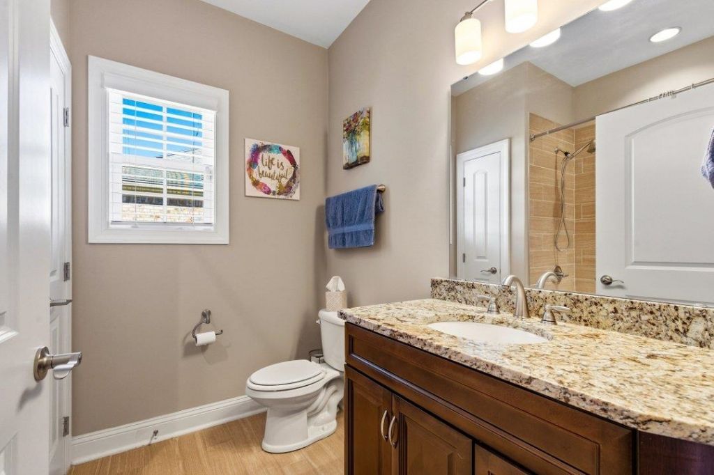 9182 Abingdon Dr. Photo 18