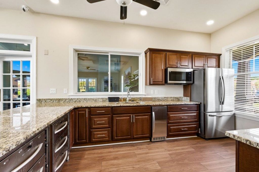 9182 Abingdon Dr. Photo 44