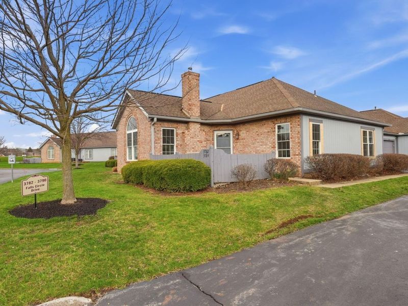 3782 Falls Circle Drive , Unit 25, Hilliard, OH 43026 Photo 1