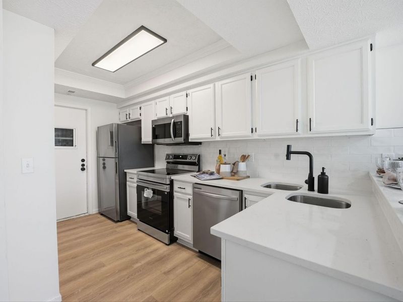 3782 Falls Circle Drive , Unit 25, Hilliard, OH 43026 Photo 15