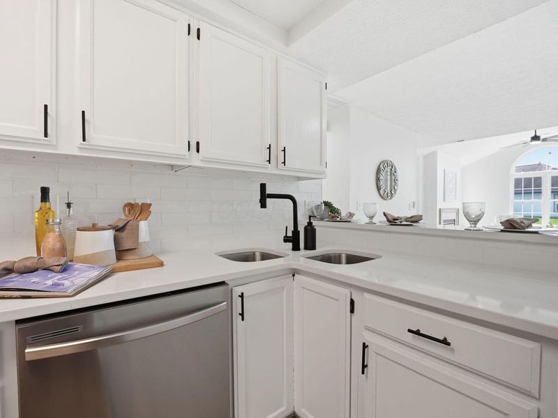 3782 Falls Circle Drive , Unit 25, Hilliard, OH 43026 Photo 17