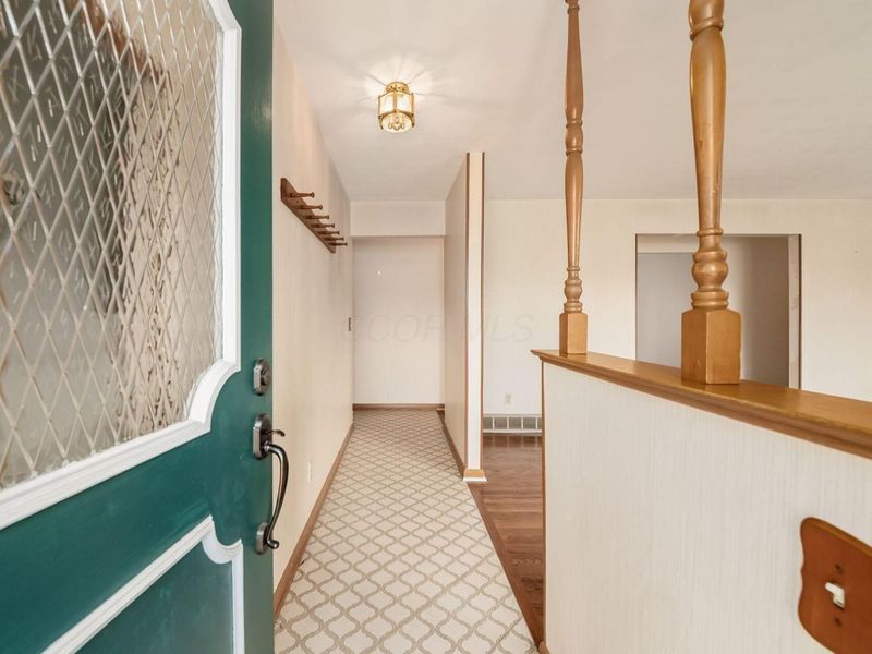 1242 Bradshire Drive , Columbus, OH 43220 Photo 2