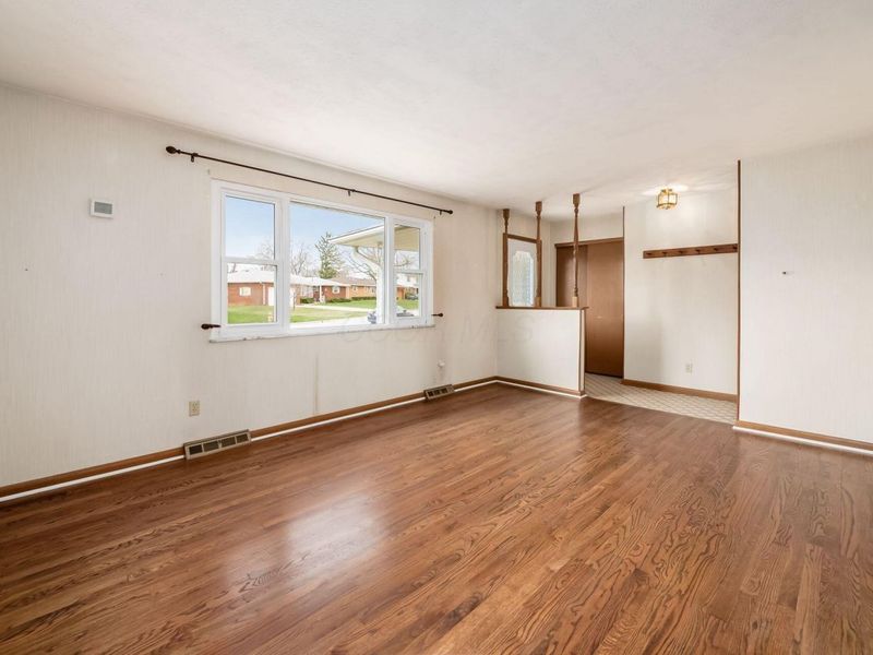 1242 Bradshire Drive , Columbus, OH 43220 Photo 6