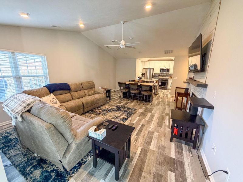 7424 Cherry Brook Drive, Reynoldsburg, OH 43068 Photo 5