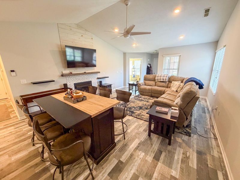 7424 Cherry Brook Drive, Reynoldsburg, OH 43068 Photo 6