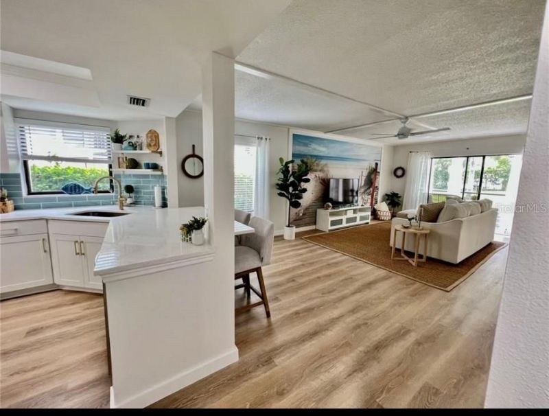 7203 Curtiss Avenue, Unit 1A, Sarasota, FL 34231 Photo