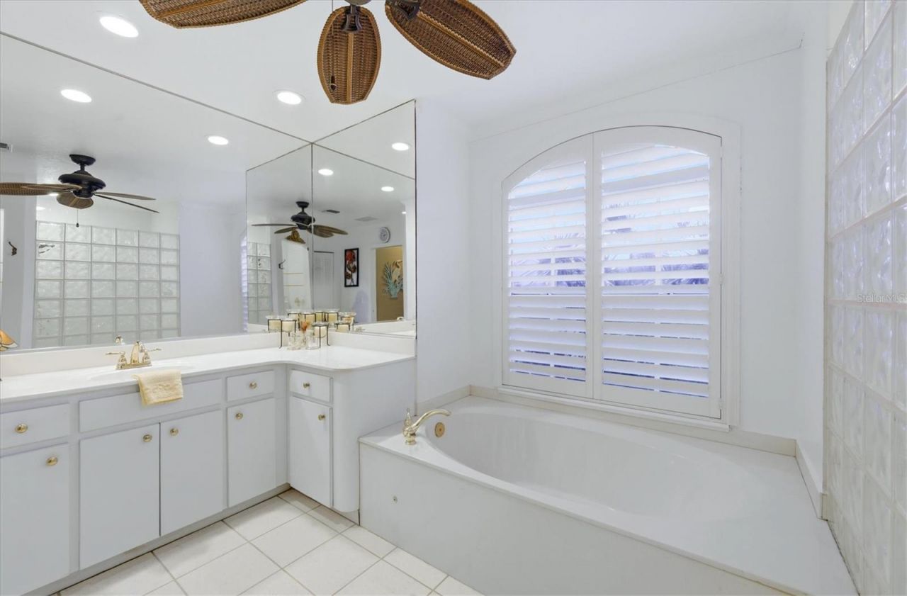 490 Pine Lily Way, Venice, FL 34293 Photo