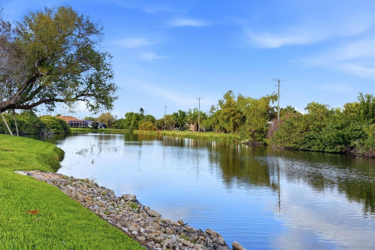 490 Pine Lily Way, Venice, FL 34293 Photo