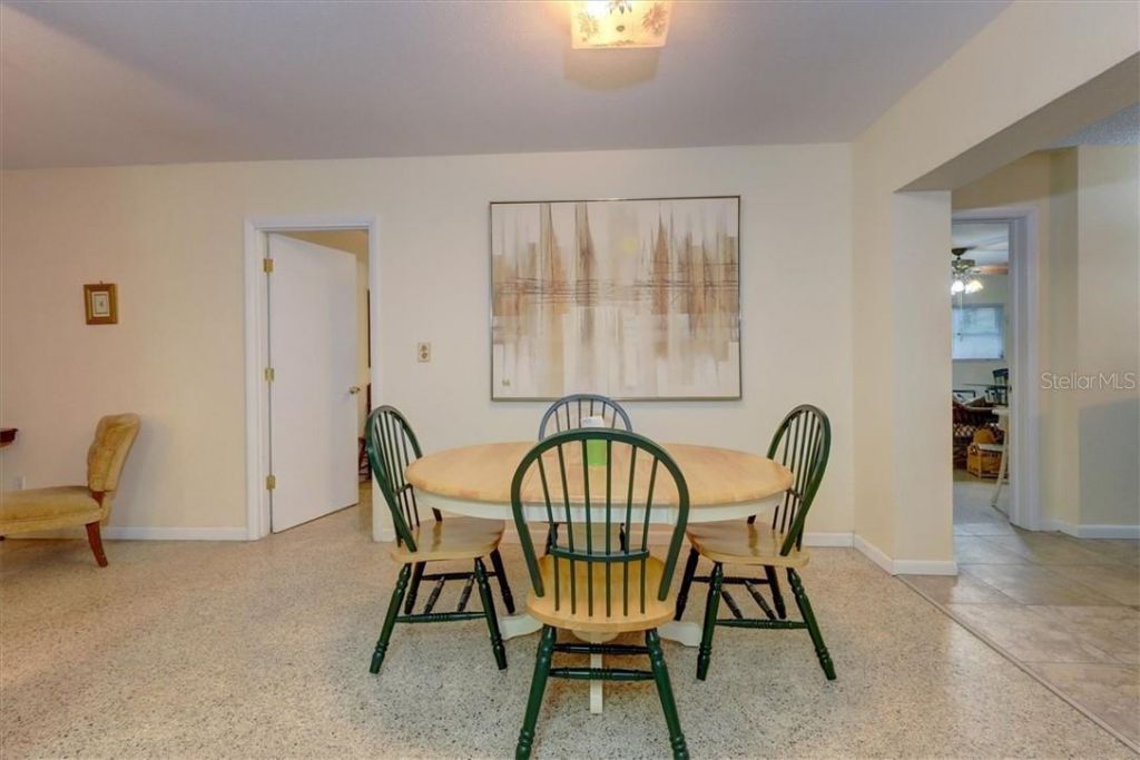 473 Lewis Boulevard Se, Saint Petersburg, FL 33705 Photo