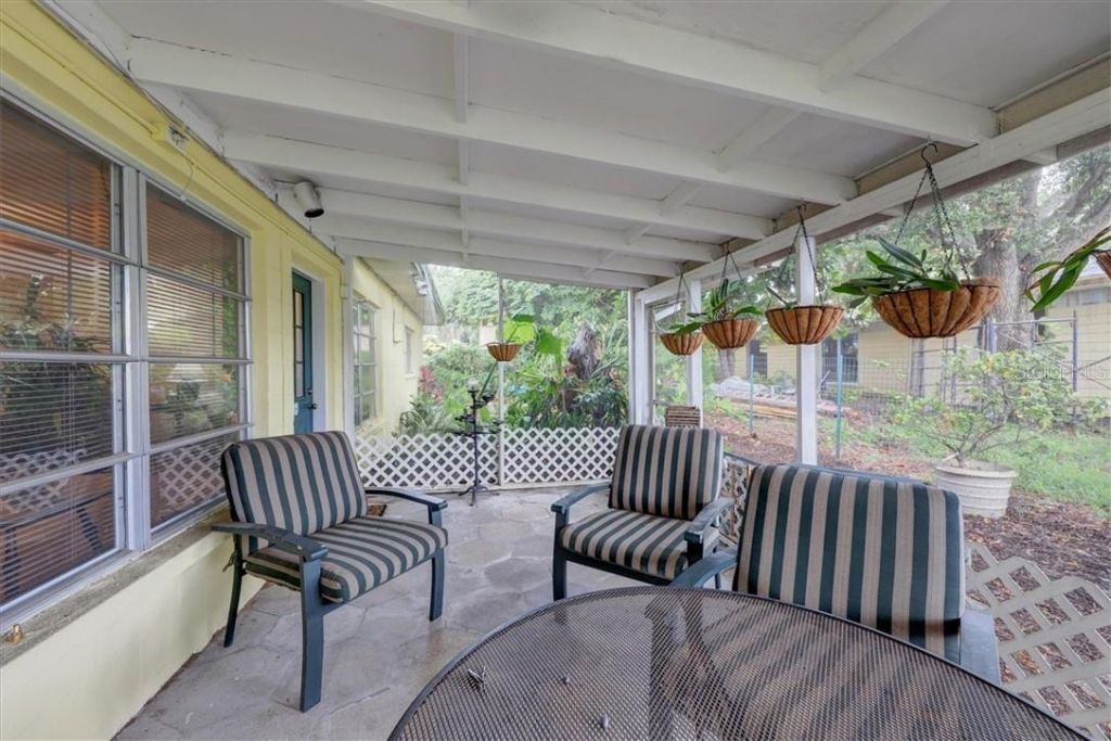 473 Lewis Boulevard Se, Saint Petersburg, FL 33705 Photo