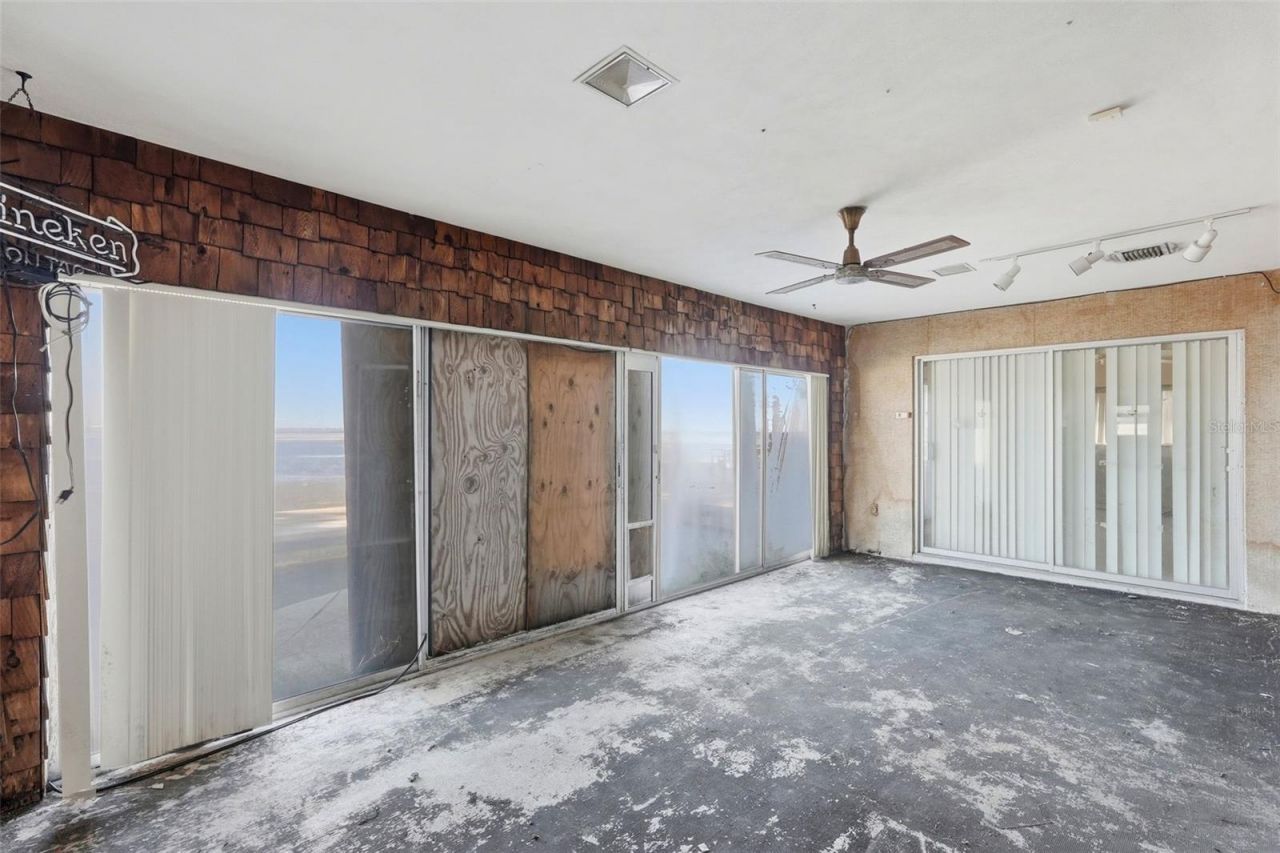 369 22nd Avenue Se, Saint Petersburg, FL 33705 Photo