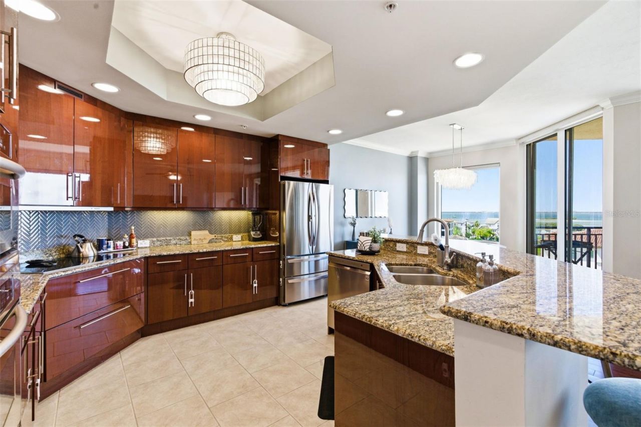 5823 Bowen Daniel Drive, Unit 702, Tampa, FL 33616 Photo