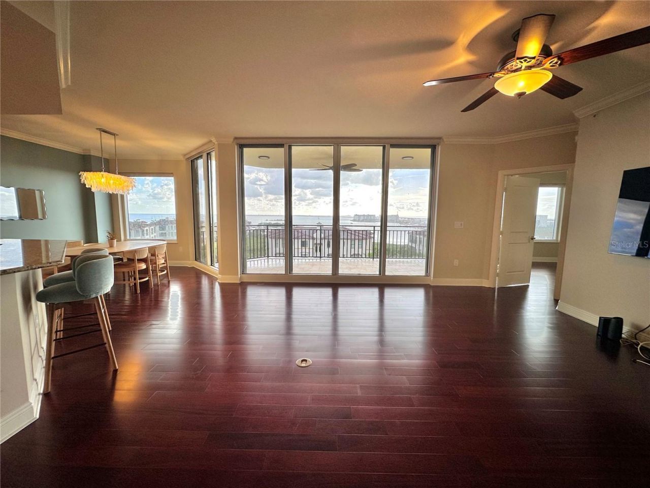 5823 Bowen Daniel Drive, Unit 702, Tampa, FL 33616 Photo