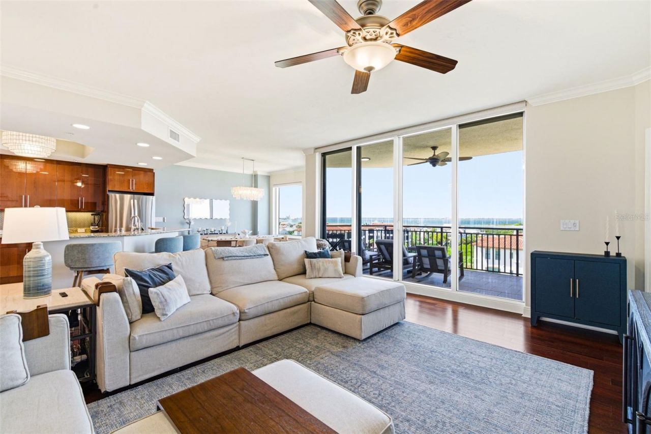 5823 Bowen Daniel Drive, Unit 702, Tampa, FL 33616 Photo