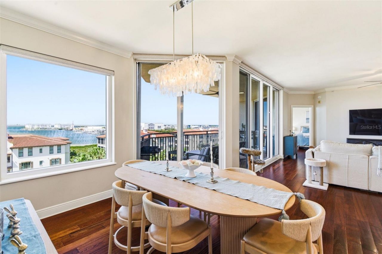 5823 Bowen Daniel Drive, Unit 702, Tampa, FL 33616 Photo