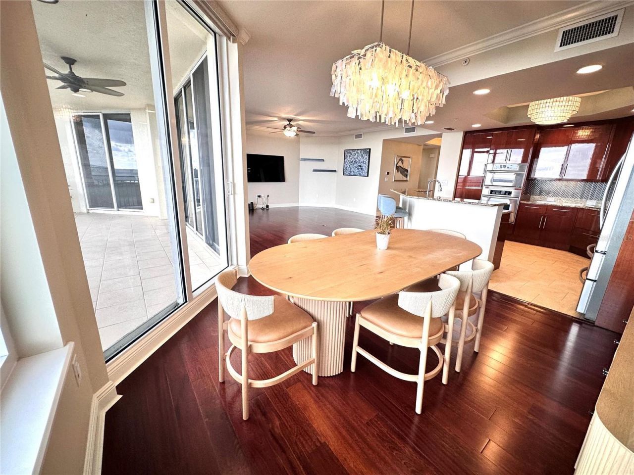 5823 Bowen Daniel Drive, Unit 702, Tampa, FL 33616 Photo