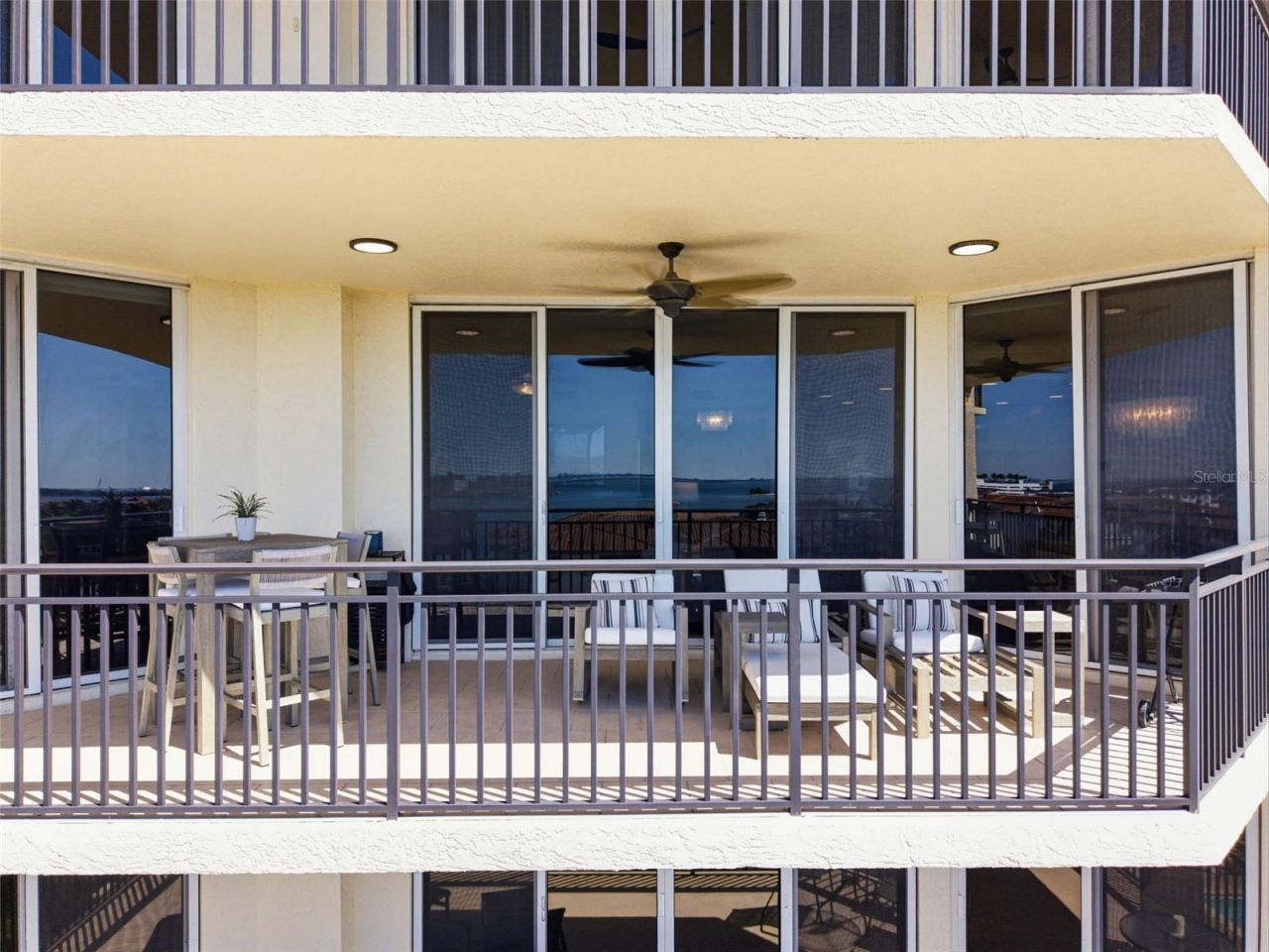 5823 Bowen Daniel Drive, Unit 702, Tampa, FL 33616 Photo