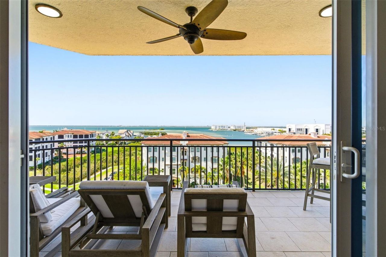 5823 Bowen Daniel Drive, Unit 702, Tampa, FL 33616 Photo