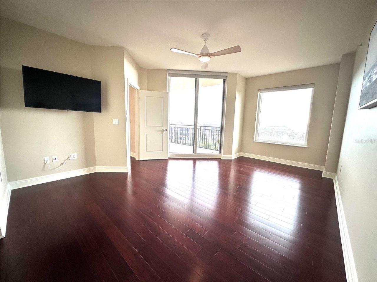 5823 Bowen Daniel Drive, Unit 702, Tampa, FL 33616 Photo
