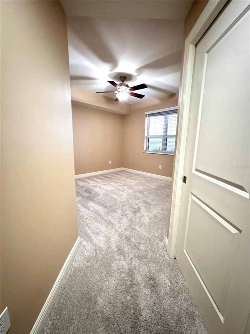 5823 Bowen Daniel Drive, Unit 702, Tampa, FL 33616 Photo