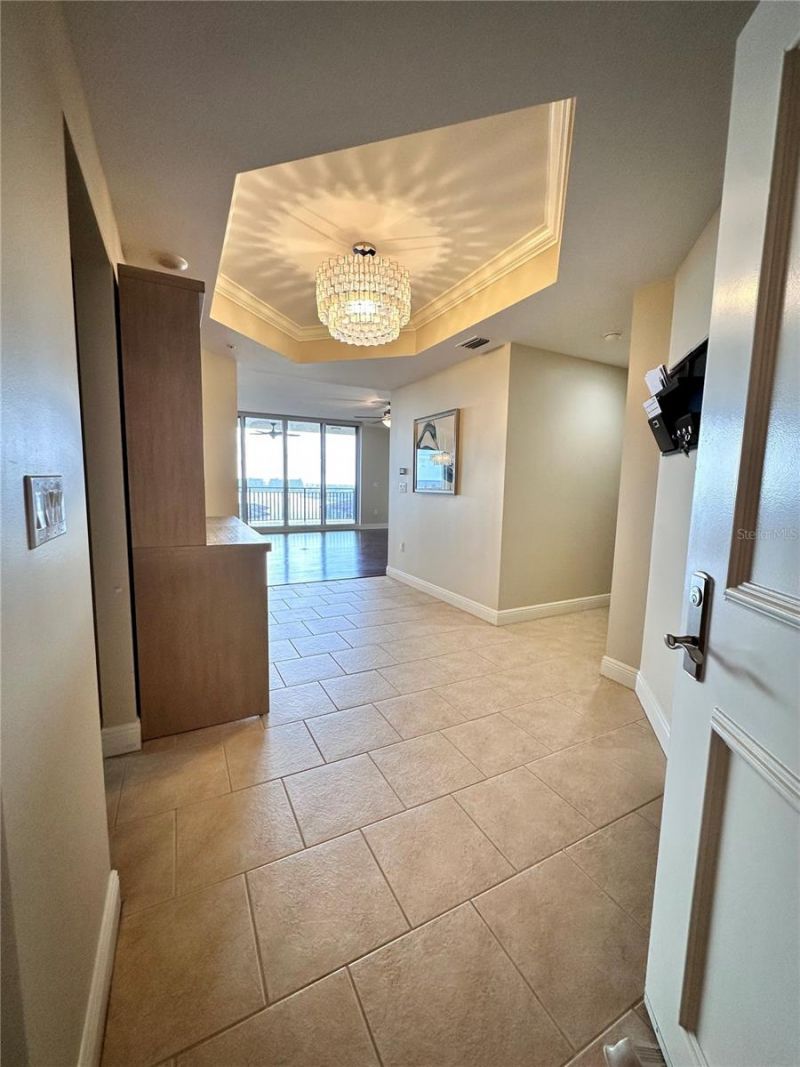 5823 Bowen Daniel Drive, Unit 702, Tampa, FL 33616 Photo