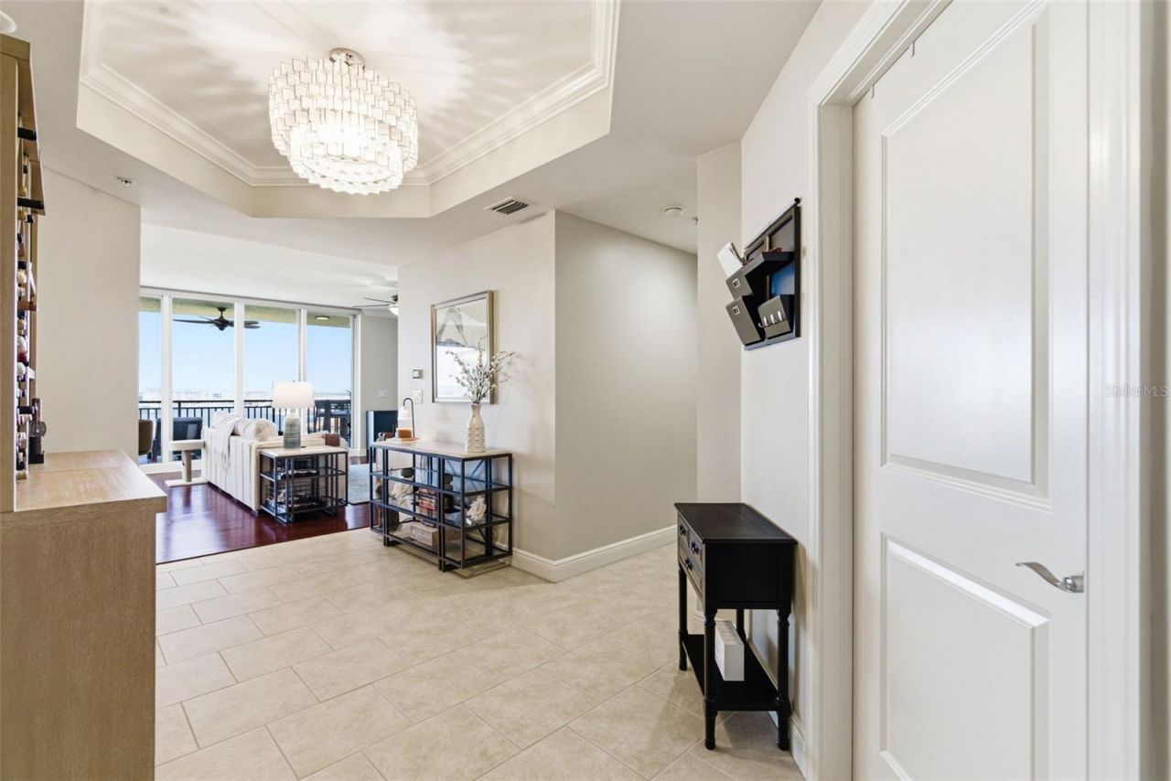5823 Bowen Daniel Drive, Unit 702, Tampa, FL 33616 Photo