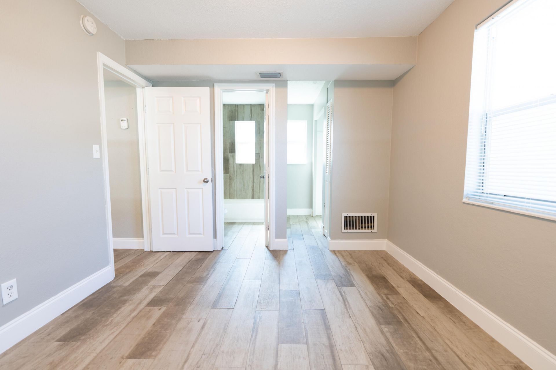 3392 2nd Avenue N, Unit J, Palm Springs, FL 33461 Photo