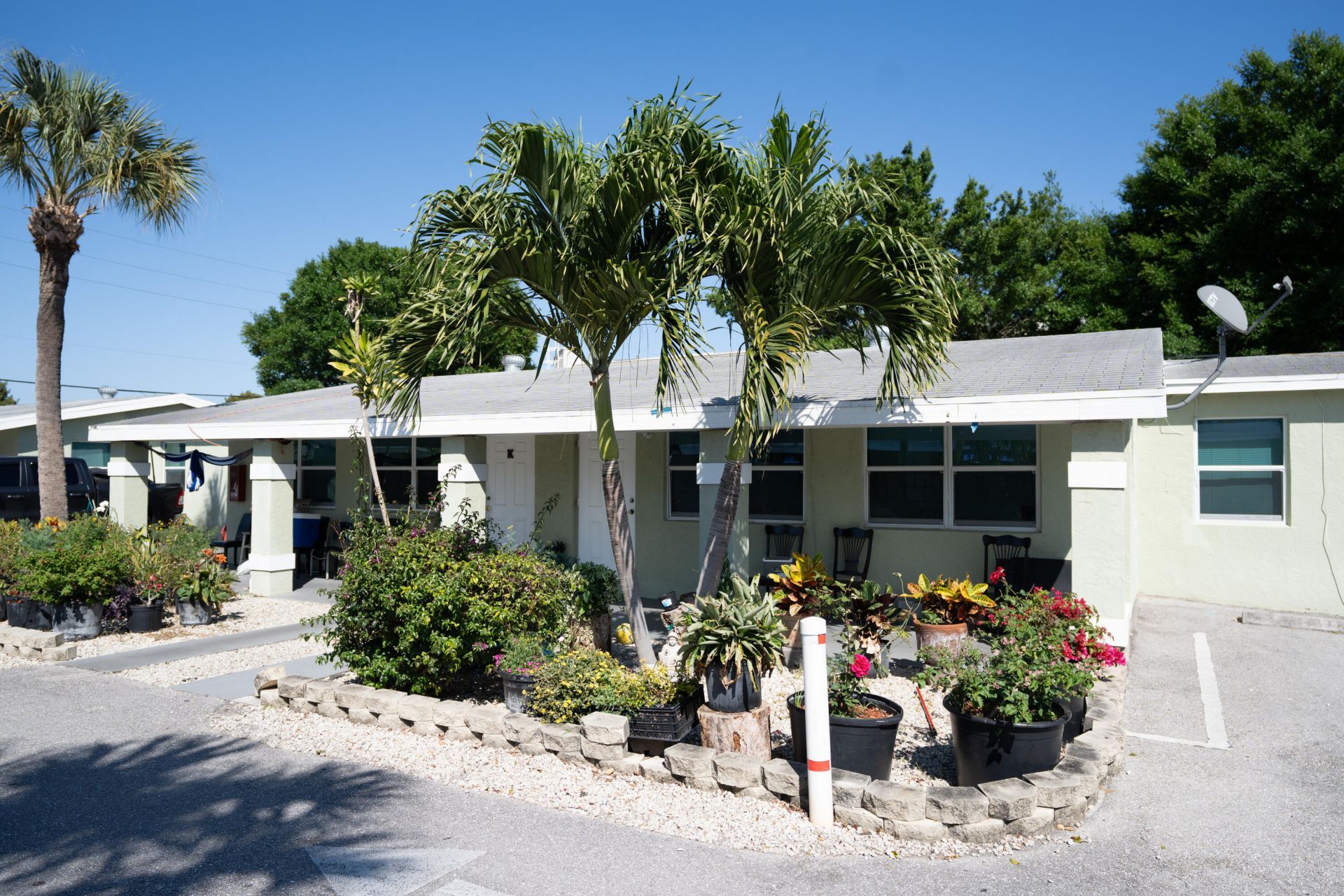 3392 2nd Avenue N, Unit J, Palm Springs, FL 33461 Photo