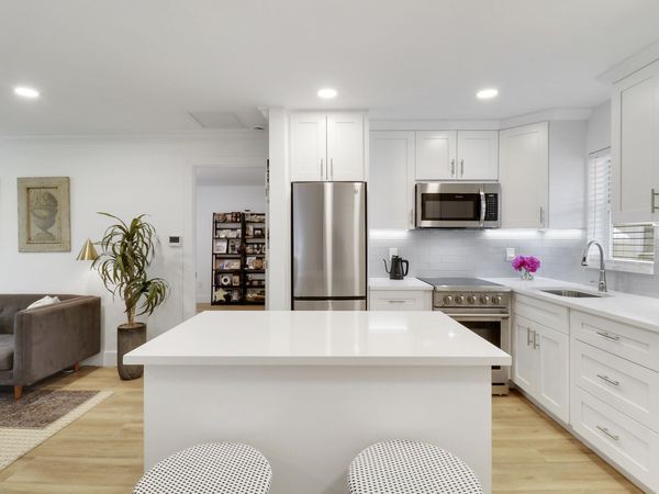 10128 Meridian Way N, Unit 7, Palm Beach Gardens, FL 33410