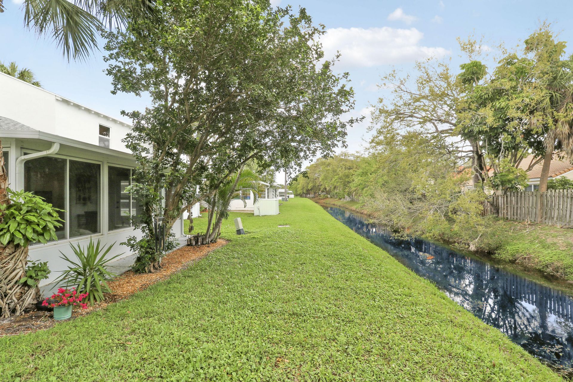 10128 Meridian Way N, Unit 7, Palm Beach Gardens, FL 33410 Photo