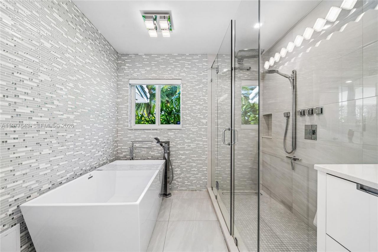 3465 NE 31st Ave, Lighthouse Point, FL 33064 Photo