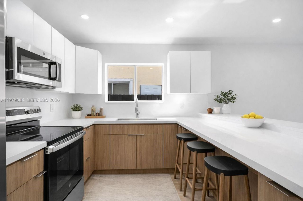 354 NE 35th Ave , Homestead, FL 33033 Photo