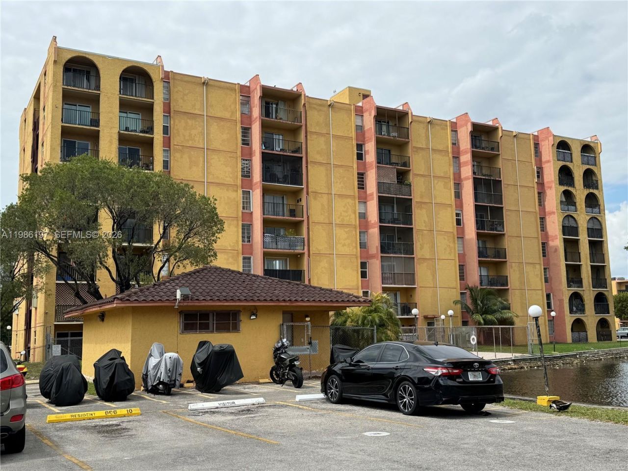 4717 NW 7th St , Unit 203-10, Miami, FL 33126 Photo