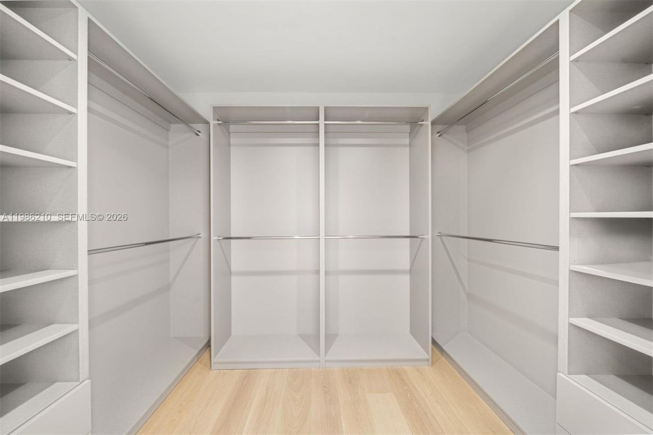 7155 Los Pinos Blvd , Coral Gables, FL 33143 Photo