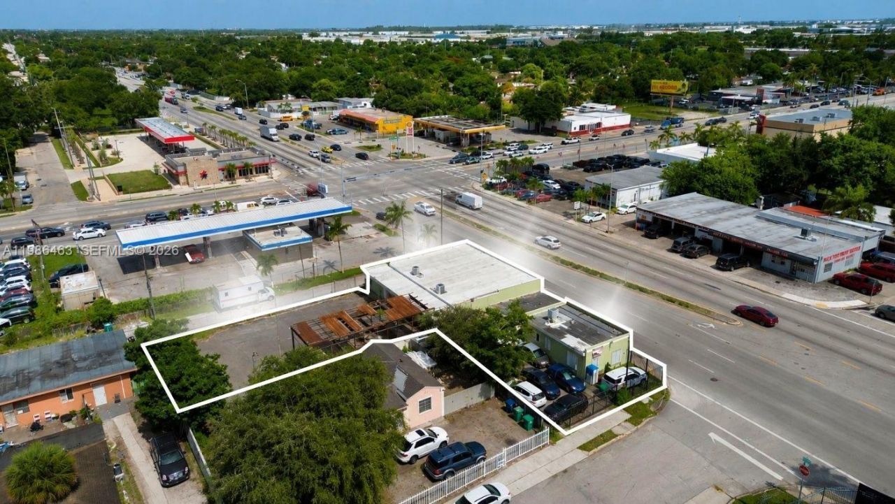 2618 NW 103rd St, Miami, FL 33147 Photo