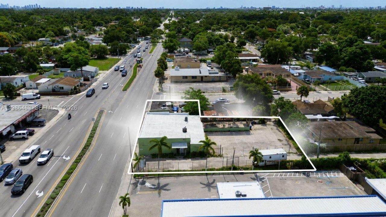 2618 NW 103rd St, Miami, FL 33147 Photo