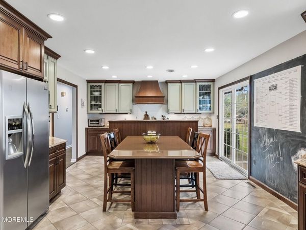 1 Garvey Drive, Monroe, NJ 08831