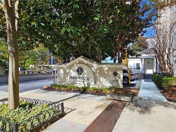 1074 Peachtree Walk NE, Unit B 216, Atlanta, GA 30309