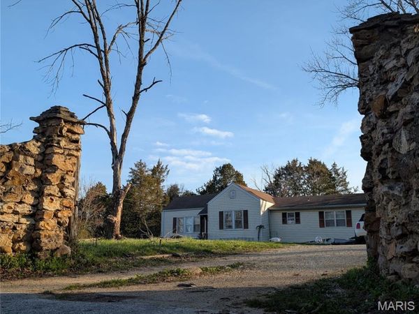 9765 Jones Creek Road, Dittmer, MO 63023