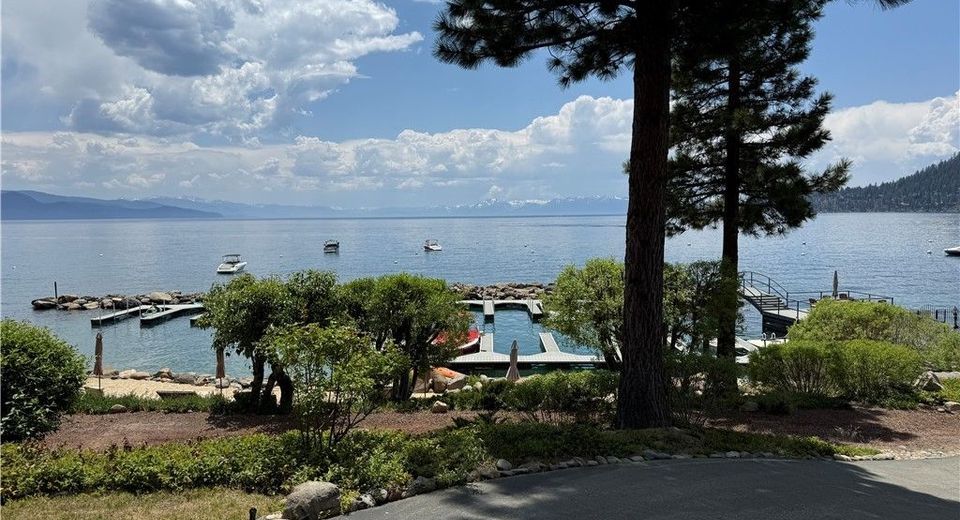 557 Lakeshore, Unit 103, Incline Village, NV 89451 Photo