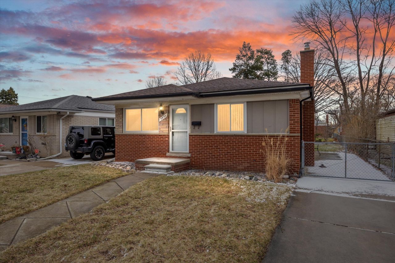3935 Campbell Street, Dearborn Heights, MI 48125 Main Photo